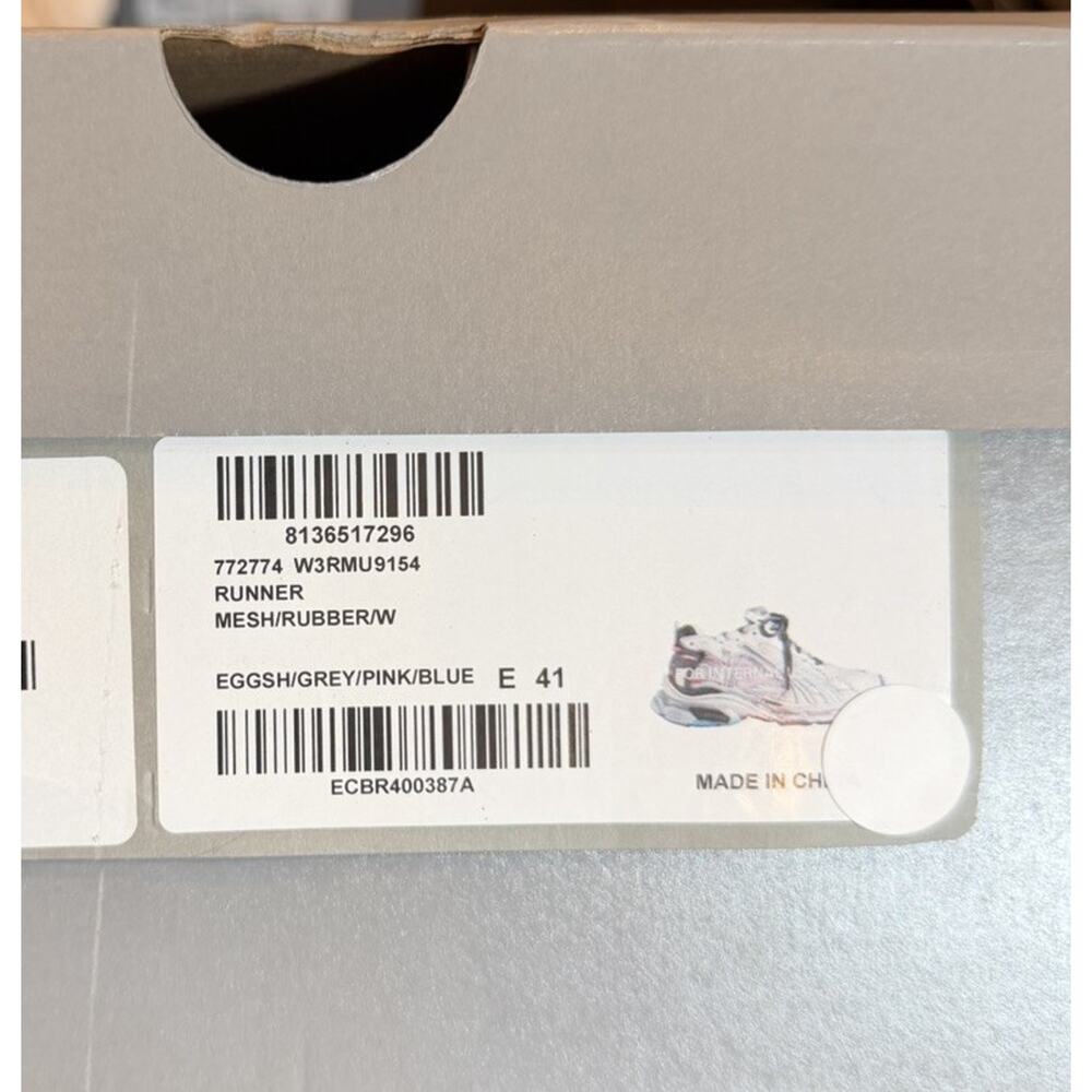 Size 41EU/8US - Balenciaga Runner Grey Pink Blue NEW! - Picture 10 of 10